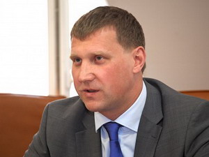Глава Гусева считает штраф своему заму «позитивной» работой прокуратуры